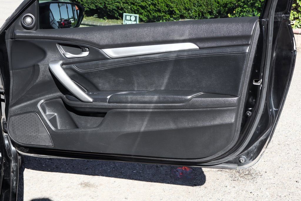 Used 2019 Honda Civic Touring image 37