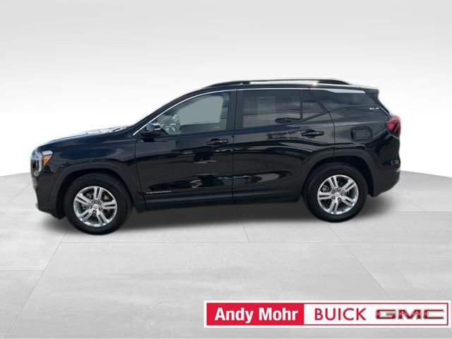 Used 2024 GMC Terrain SLE w/ Driver Convenience Package FWD image 7