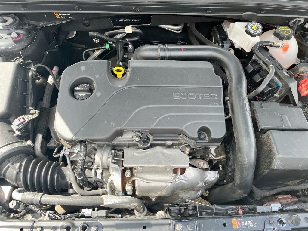 Used 2024 Chevrolet Malibu LT FWD image 31