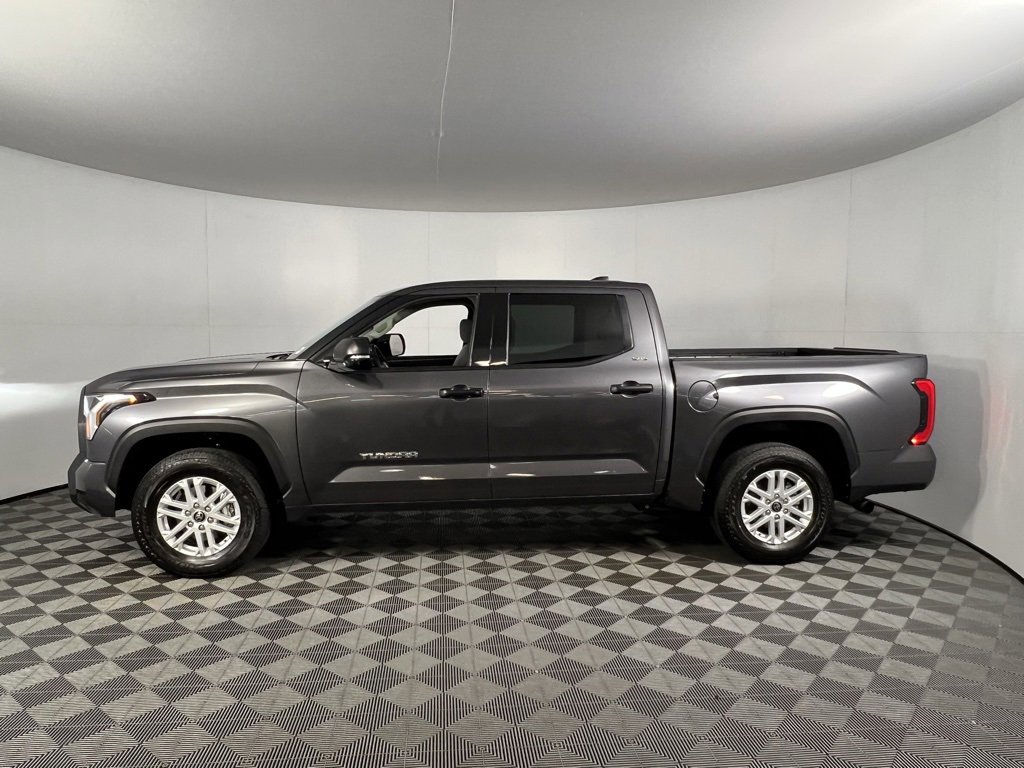 Used 2022 Toyota Tundra SR5 image 10