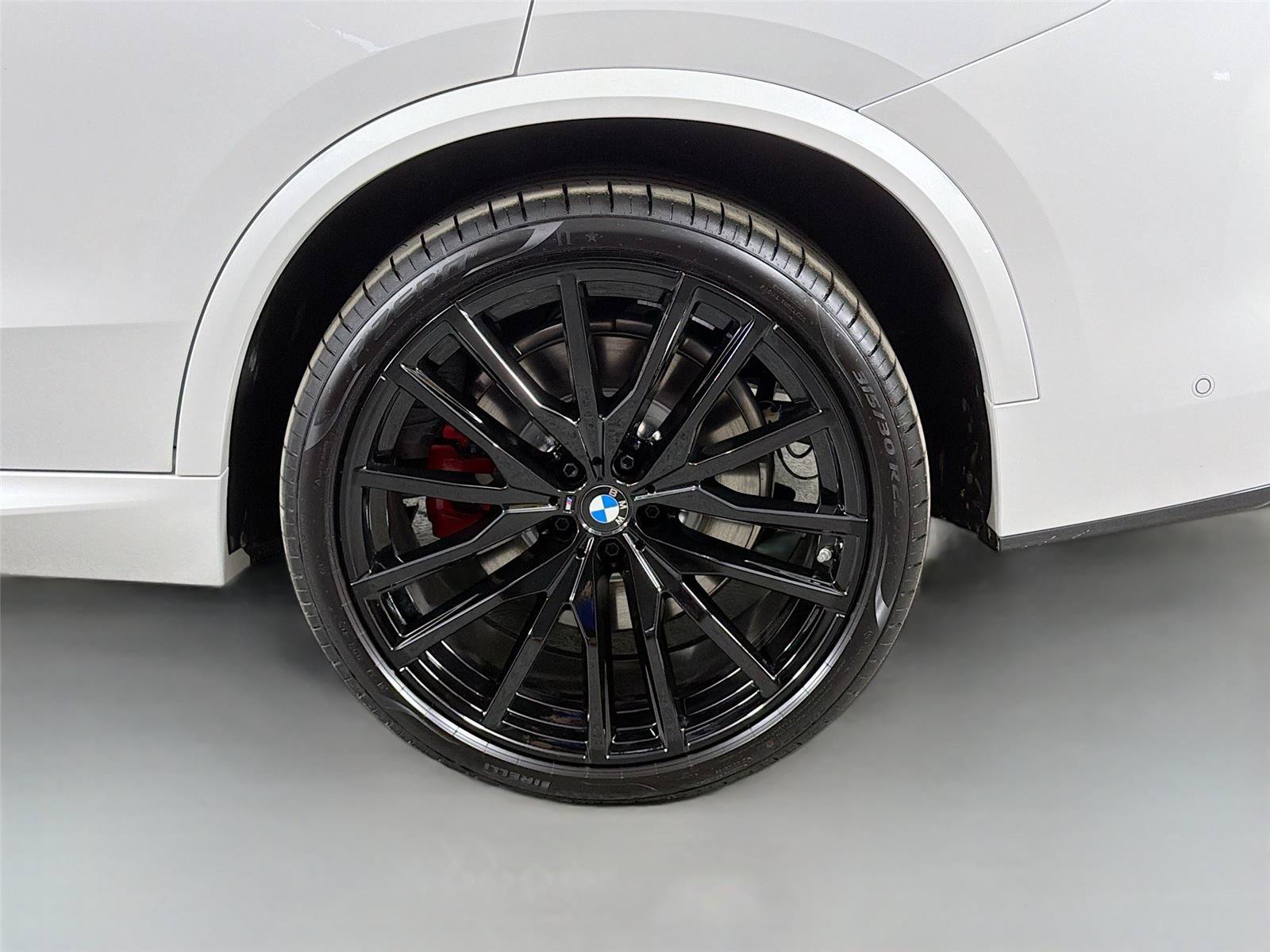 New 2026 BMW X5 M60i AWD/4WD image 30