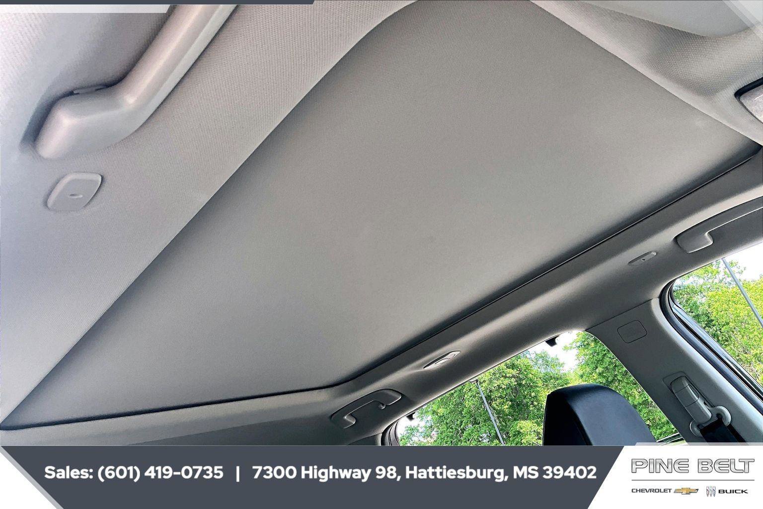 Used 2023 Nissan Rogue SV w/ SV Premium B Package image 16