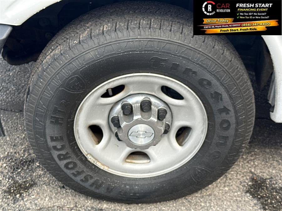 Used 2017 Chevrolet Express 3500 LT w/ LT Preferred Equipment Group image 40