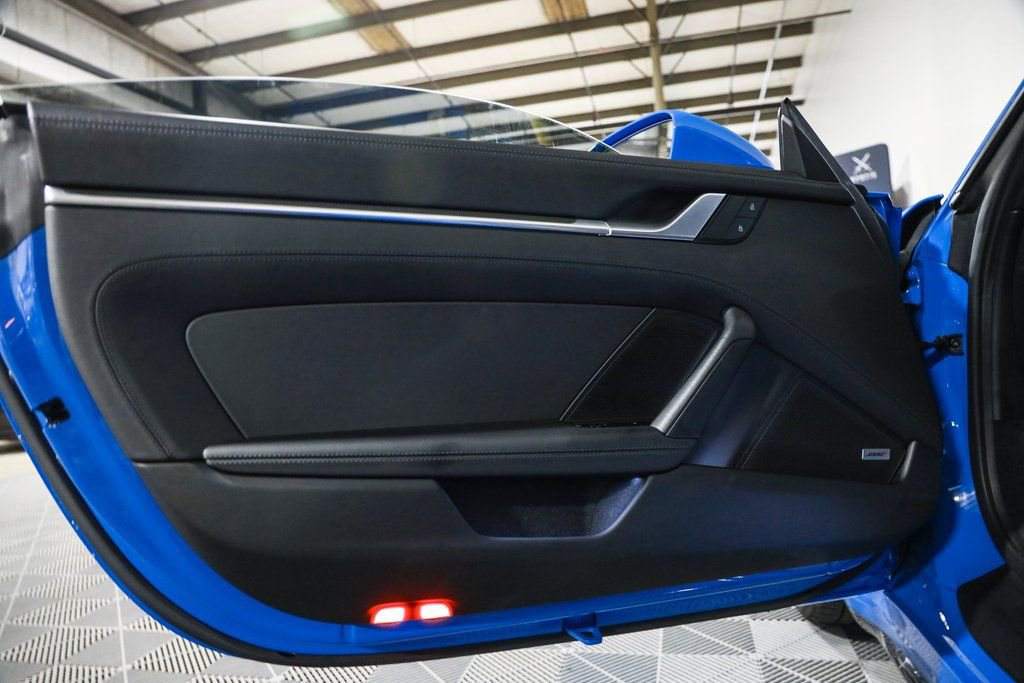 Used 2022 Porsche 911 Turbo S image 32