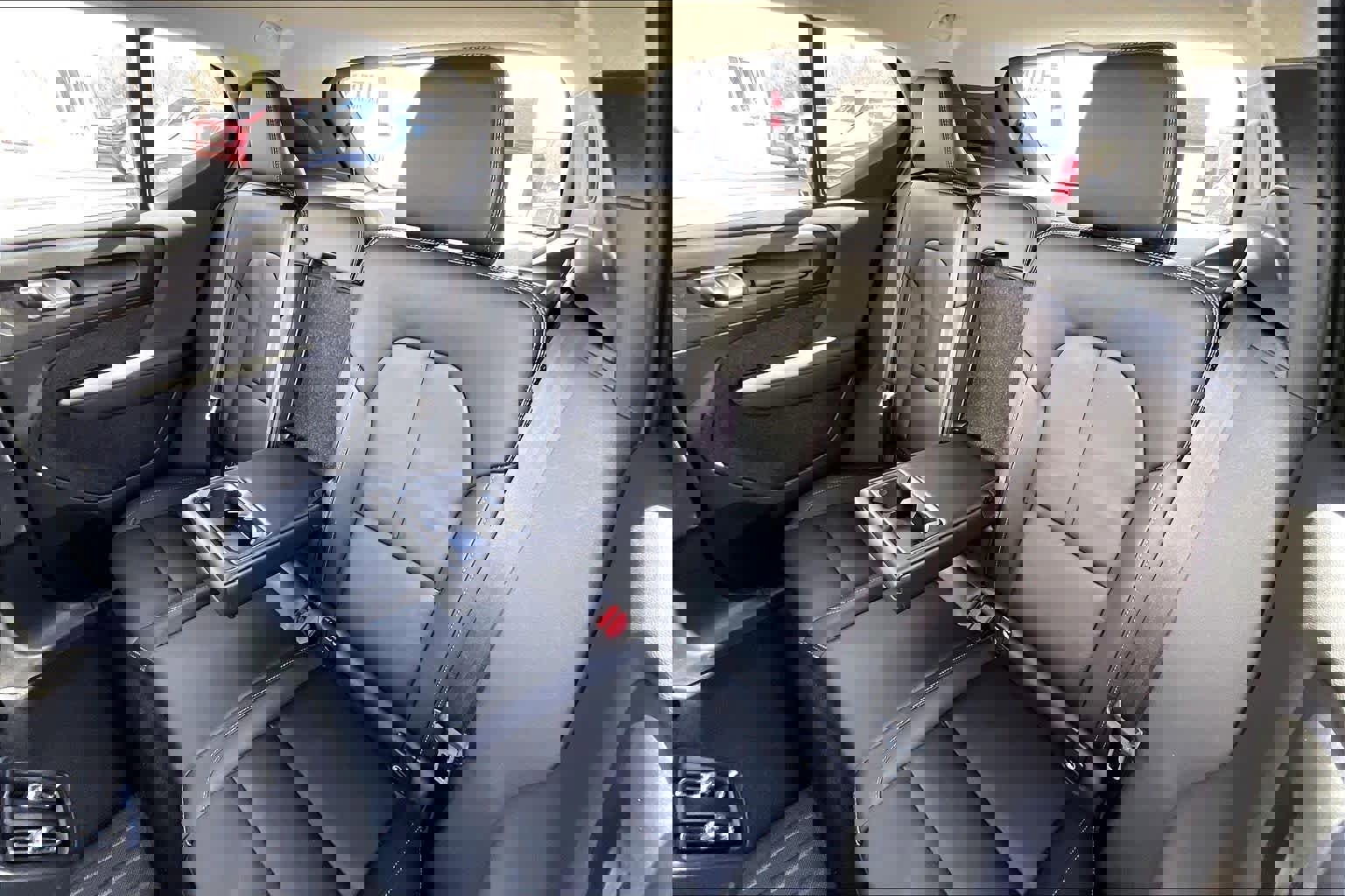 Used 2023 Volvo XC40 B5 Core w/ Convenience Package image 20