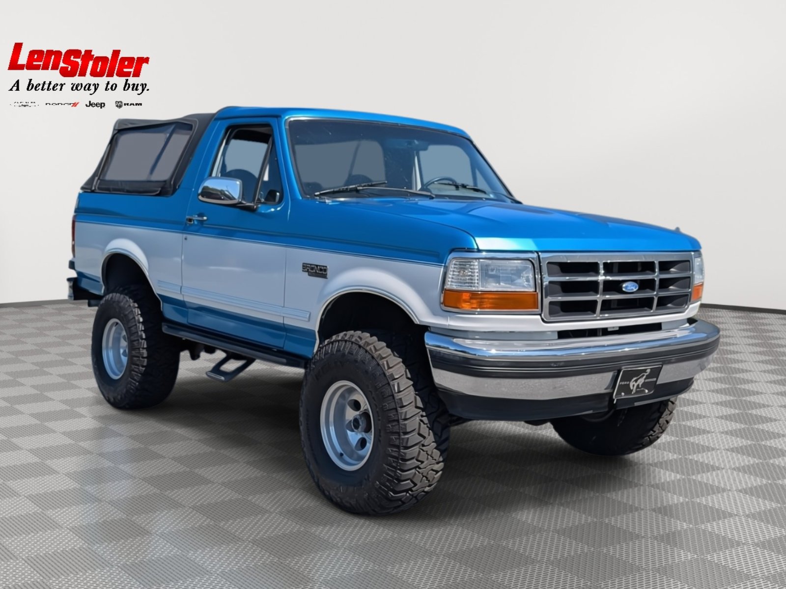 Used 1994 Ford Bronco XLT image 8
