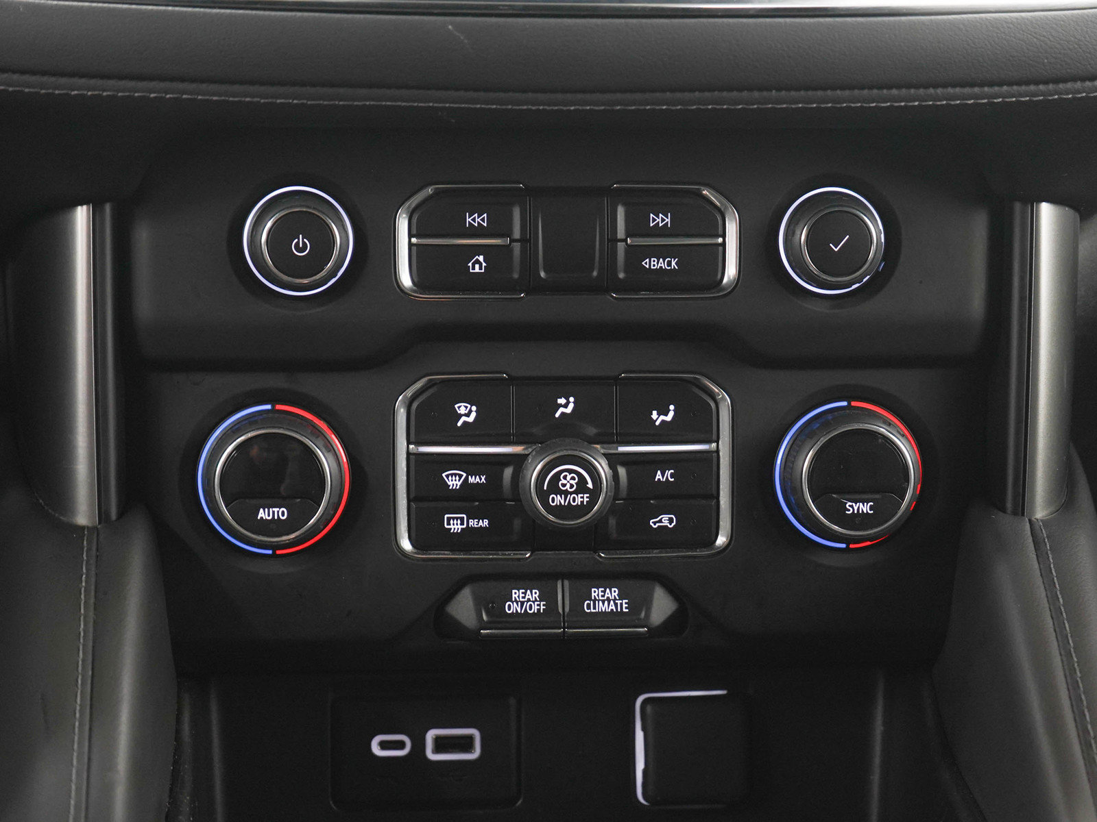 Used 2023 Chevrolet Tahoe LS AWD/4WD image 19
