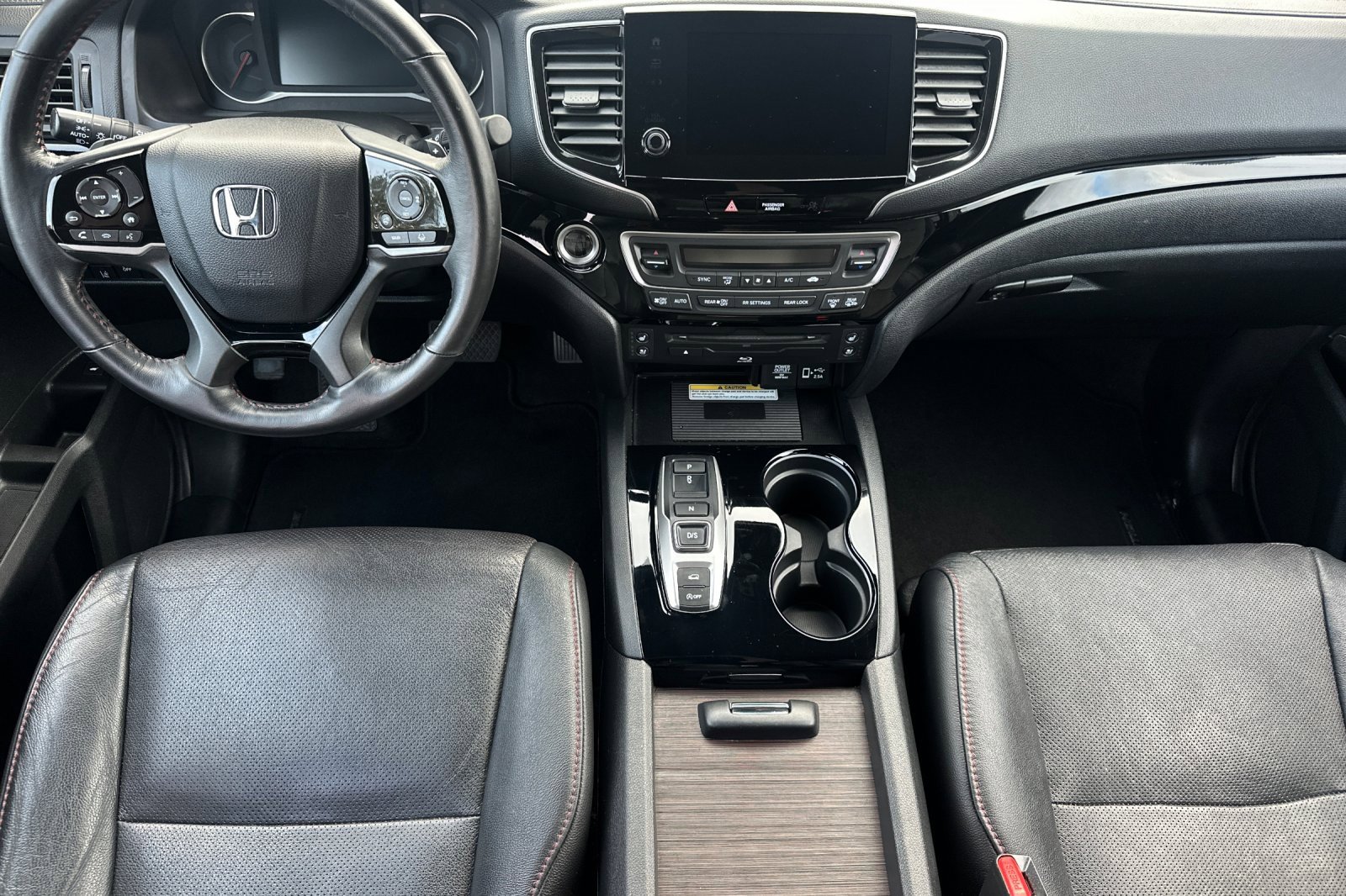 Used 2020 Honda Pilot Black Edition image 15