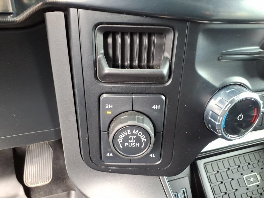 Used 2024 Ford F150 Lariat w/ Equipment Group 502A High AWD/4WD image 30