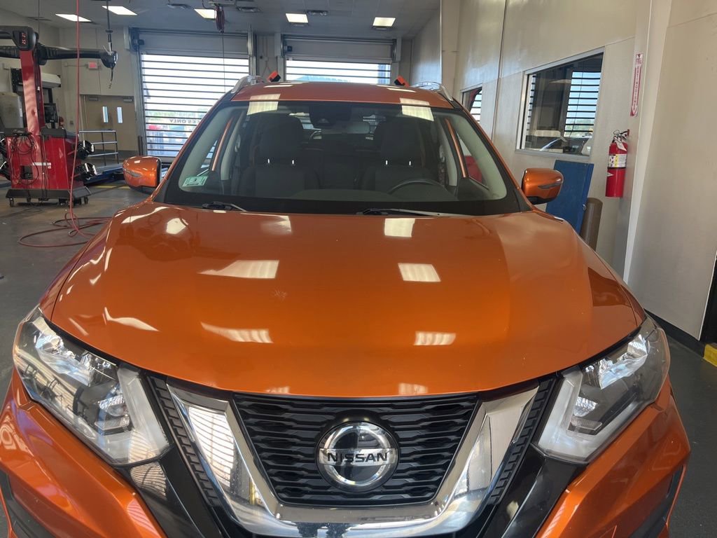 Used 2019 Nissan Rogue SV AWD/4WD image 11