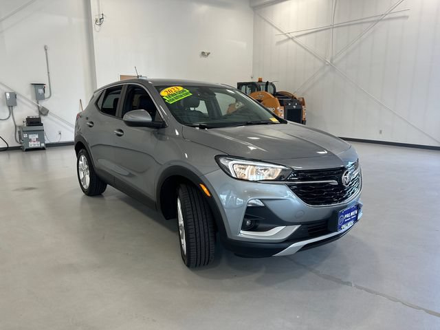 Used 2023 Buick Encore GX Preferred w/ Cold Weather Comfort Package AWD/4WD image 3
