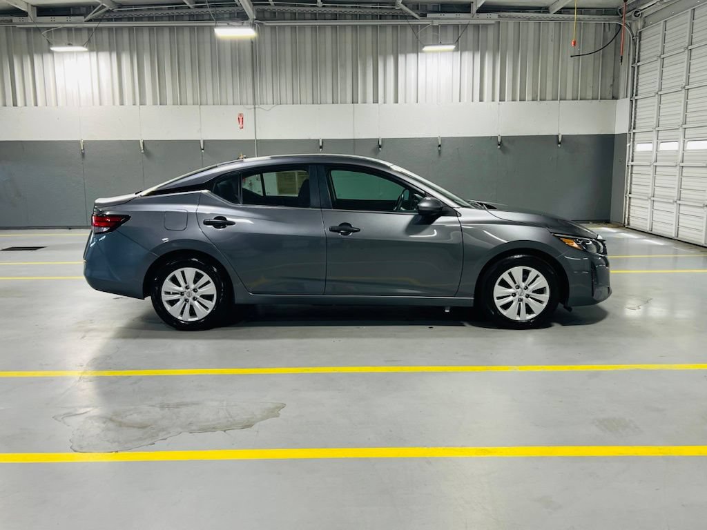 Used 2025 Nissan Sentra S FWD image 18