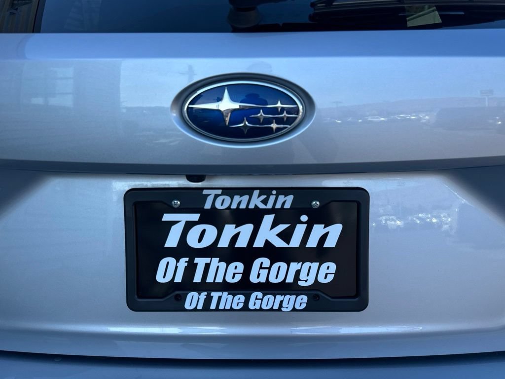 Used 2025 Subaru Crosstrek 2.5i Premium AWD/4WD image 30