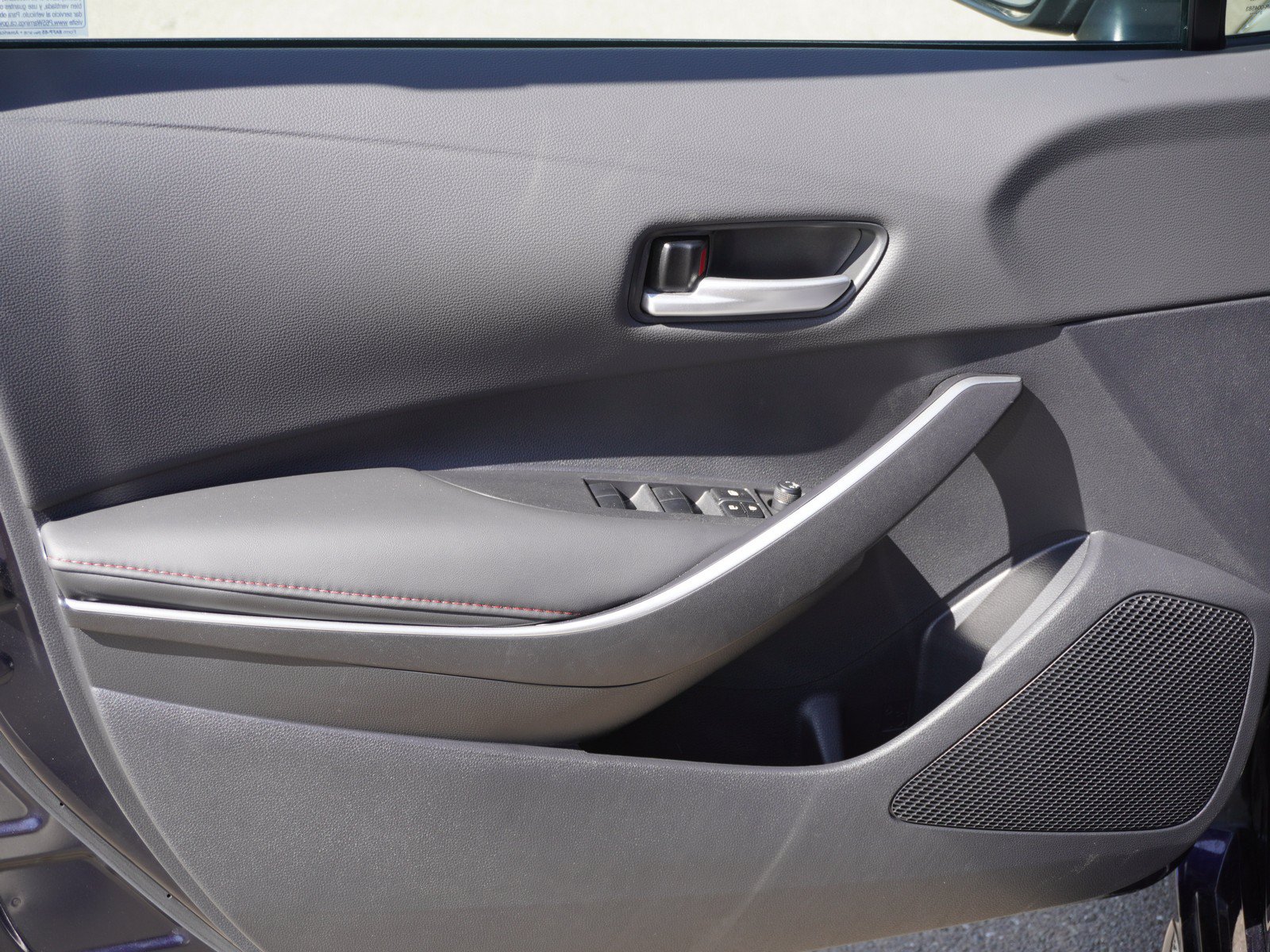Used 2024 Toyota Corolla SE FWD image 17