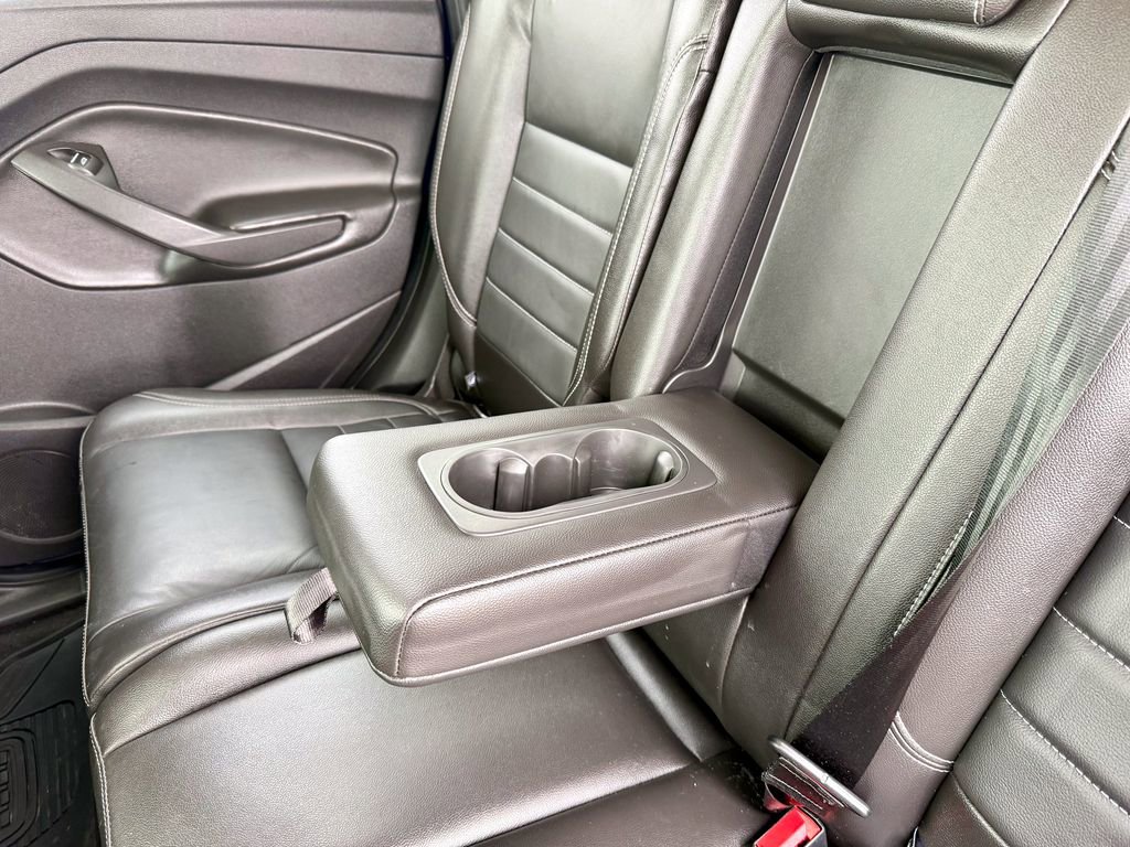 Used 2016 Ford Escape Titanium image 35