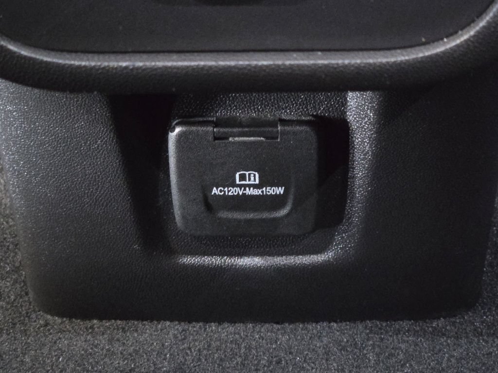 Certified 2022 Chevrolet Equinox RS w/ Infotainment Package FWD image 19