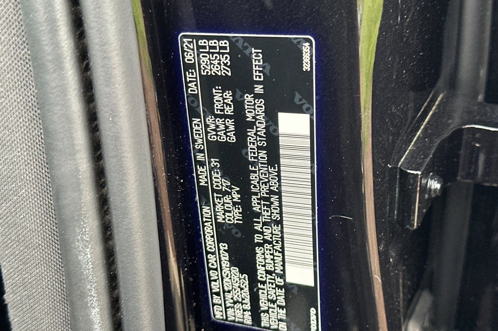 Used 2022 Volvo XC60 B5 Momentum w/ Advanced Package image 33