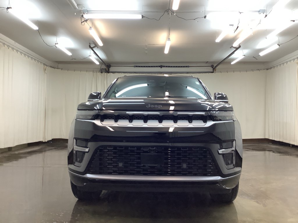 New 2026 Jeep Grand Wagoneer 4WD w/ Premium Group I image 10
