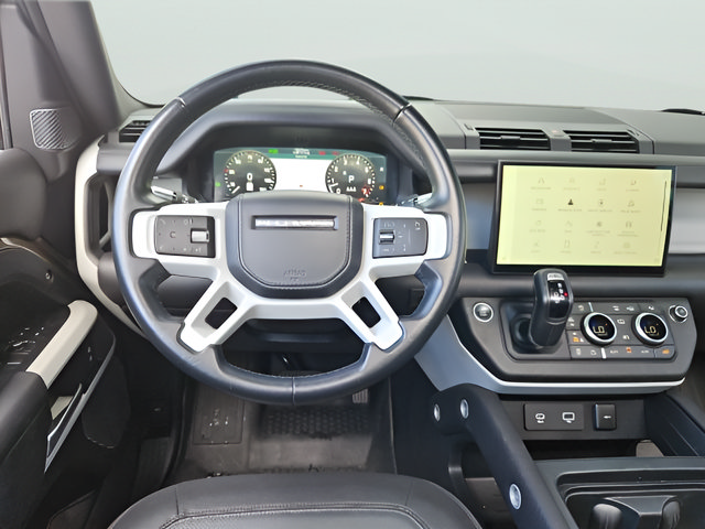 Used 2022 Land Rover Defender 90 X-Dynamic HSE AWD/4WD image 10