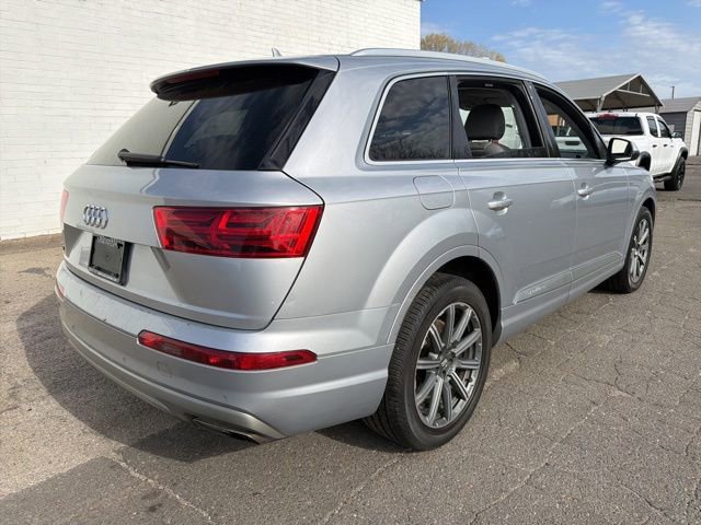 Used 2019 Audi Q7 2.0T Premium Plus image 2