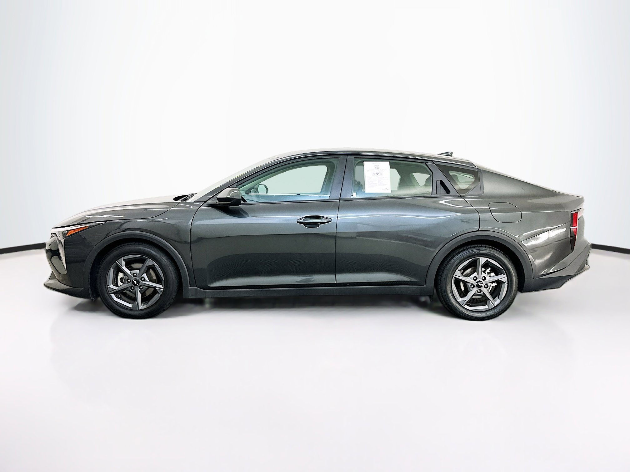 Used 2025 Kia K4 FWD image 4