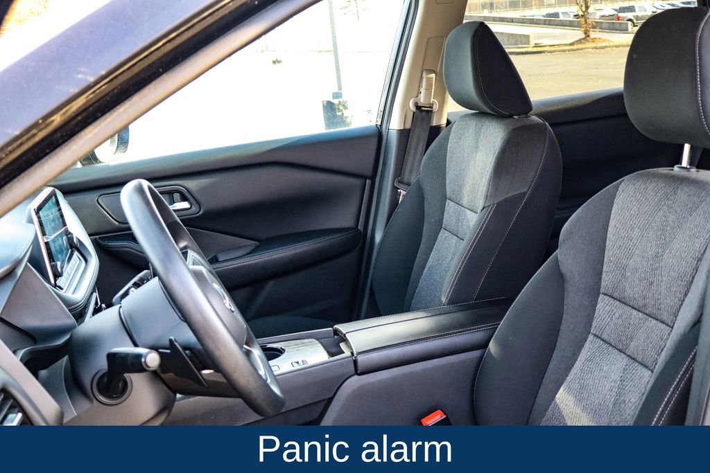 Used 2024 Nissan Rogue SV image 10