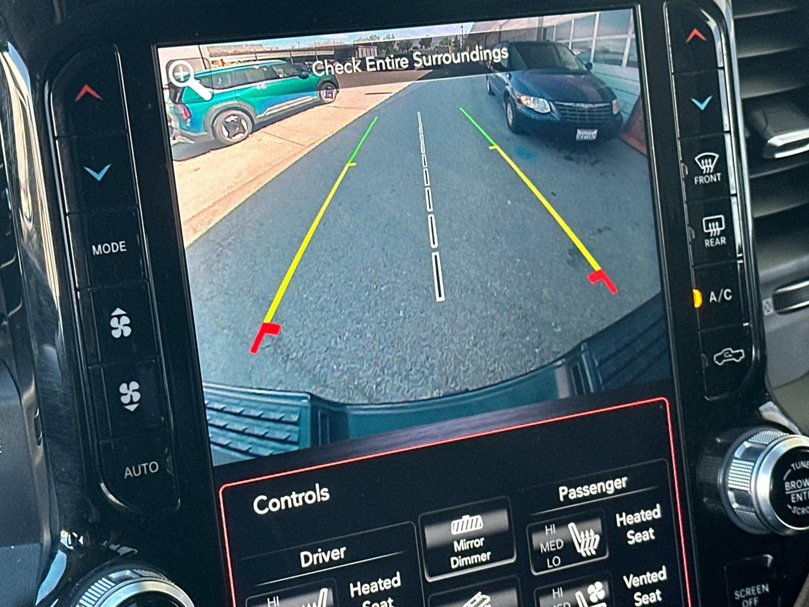 Used 2019 RAM 3500 Laramie image 19