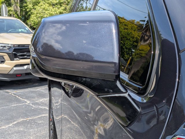 Certified 2024 Chevrolet Tahoe Z71 w/ Luxury Package AWD/4WD image 11