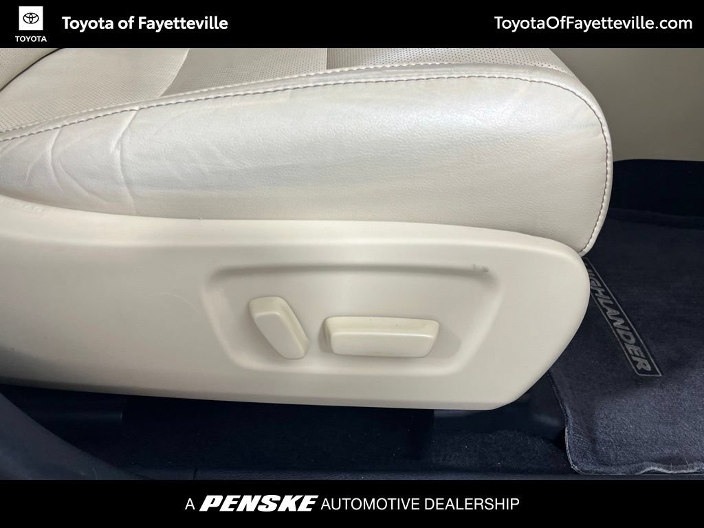 Used 2015 Toyota Highlander Limited FWD image 6