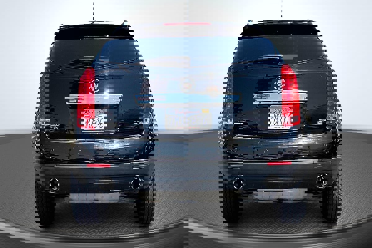 Used 2016 Cadillac SRX Luxury image 4