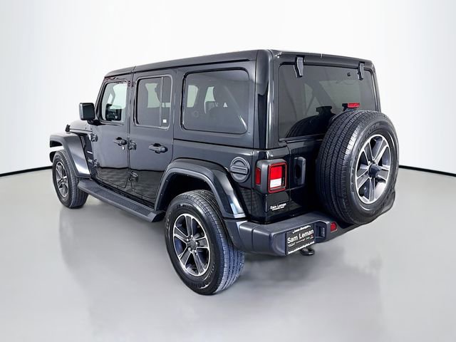 Used 2023 Jeep Wrangler Sahara image 5