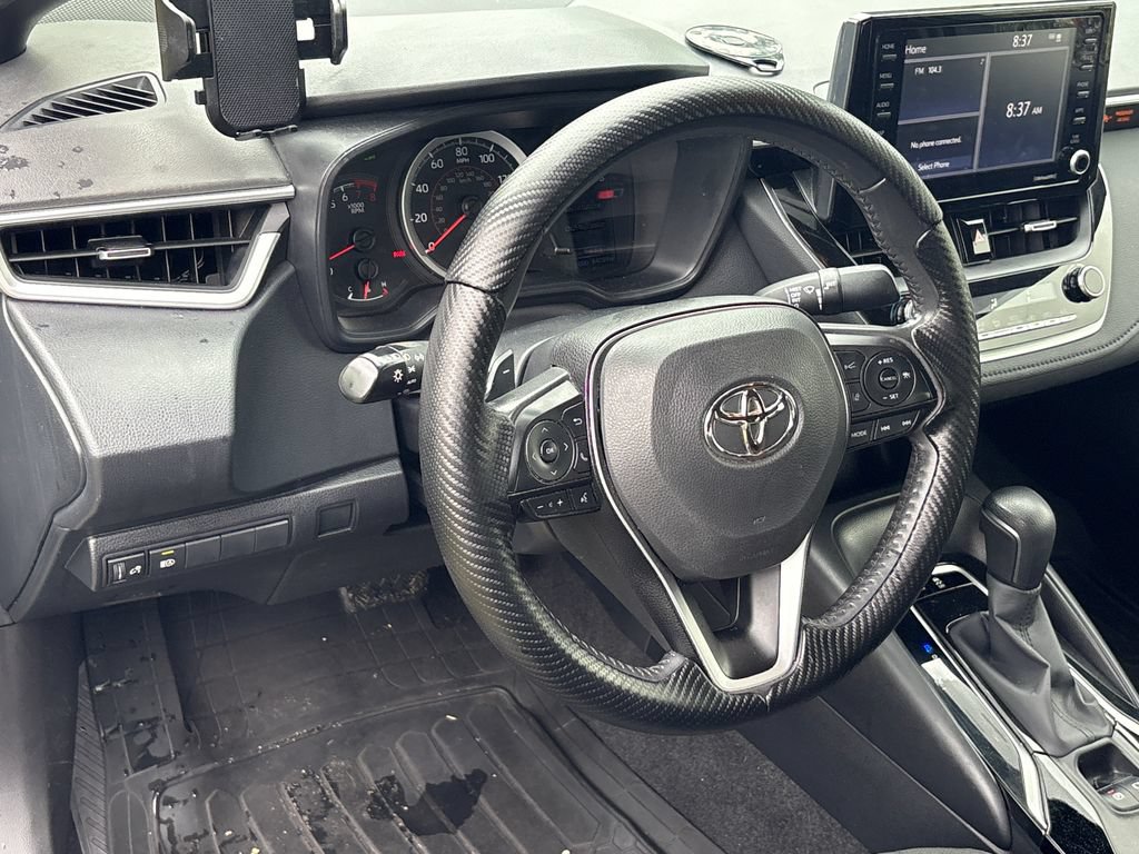 Used 2022 Toyota Corolla SE w/ SE Premium Package FWD image 5