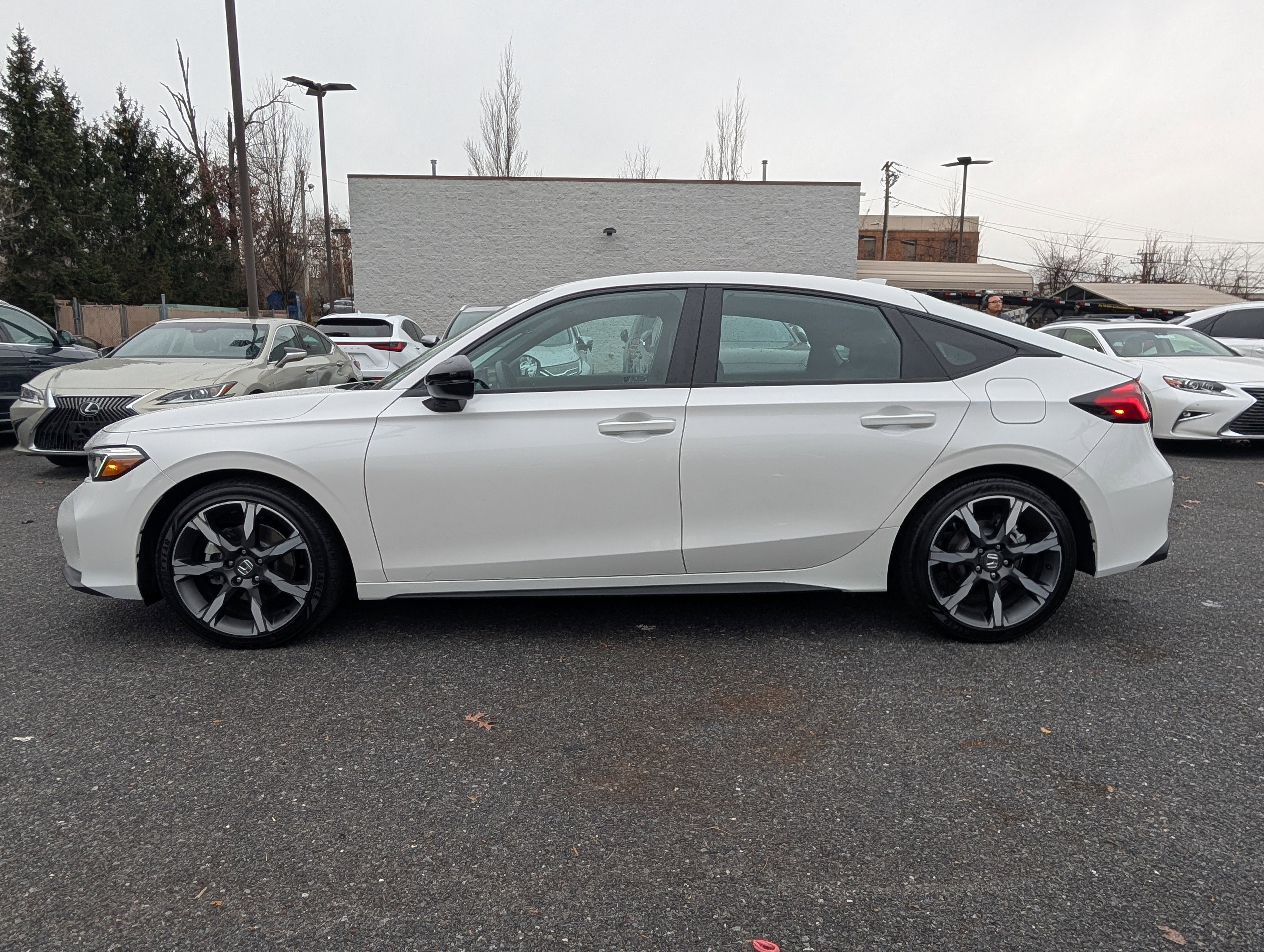 Used 2025 Honda Civic Sport Touring image 6