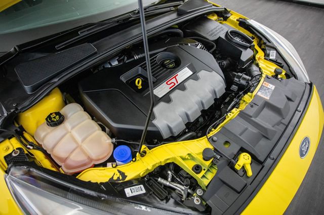 Used 2017 Ford Focus ST w/ Equipment Group 402A image 45