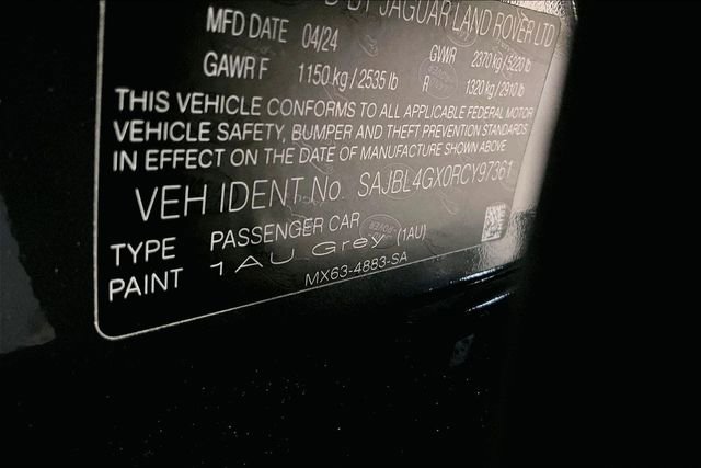 New 2024 Jaguar XF R-Dynamic SE AWD/4WD image 11