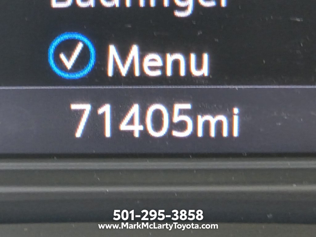 Used 2021 Buick Enclave Essence w/ Sound and Sites Package FWD image 25