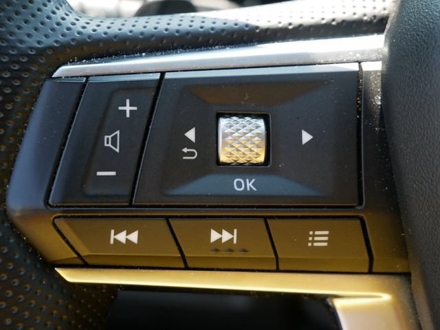 Used 2024 Mitsubishi Outlander SEL AWD/4WD image 17