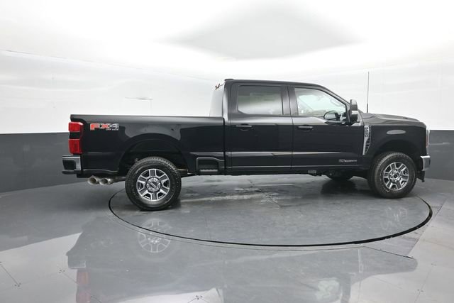 New 2026 Ford F250 Lariat w/ FX4 Off-Road Package image 8