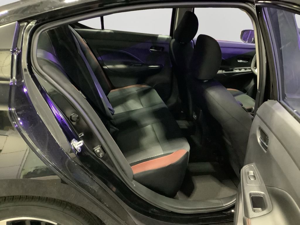 New 2025 Nissan Versa SR w/ Trunk Package image 13