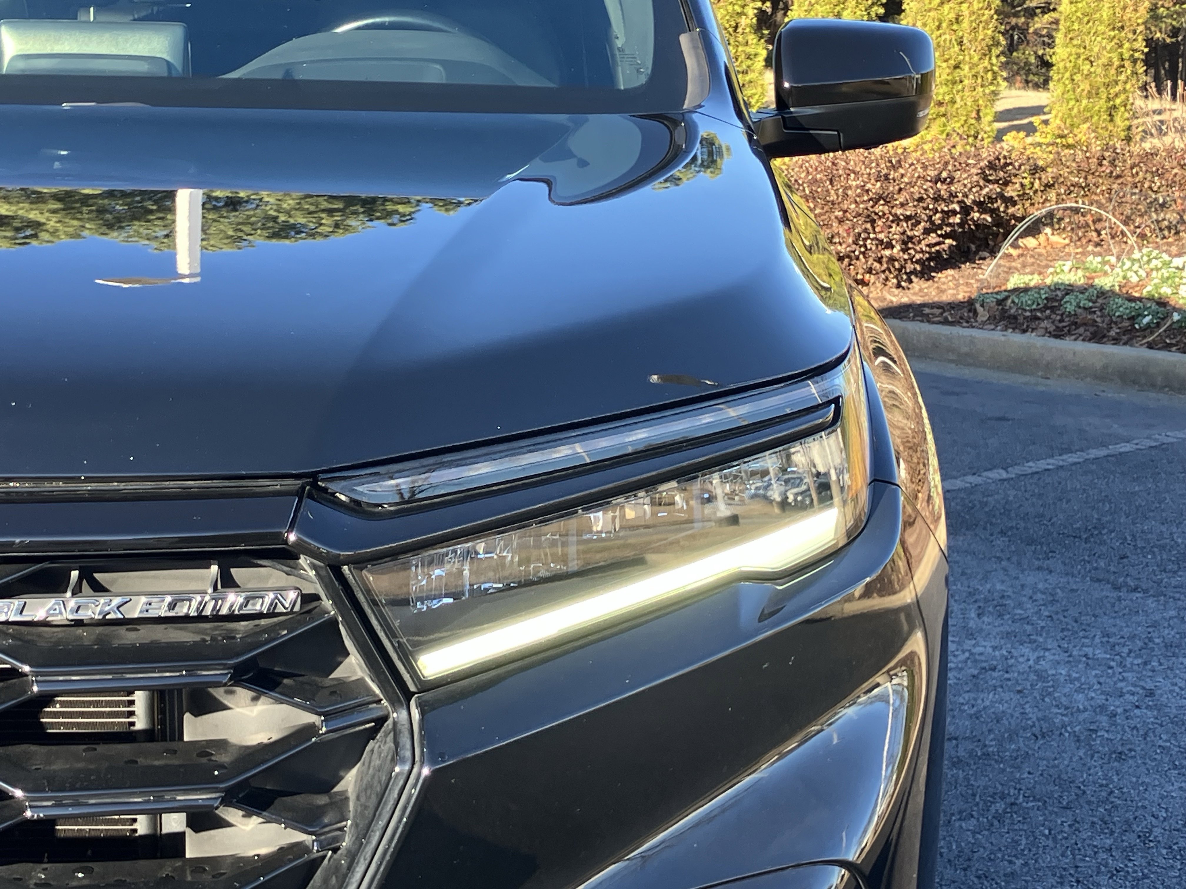 Certified 2025 Honda Pilot Black Edition image 5