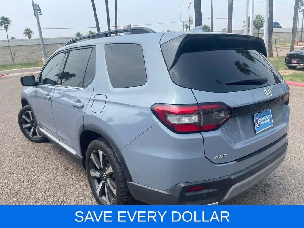 Used 2023 Honda Pilot Touring image 4