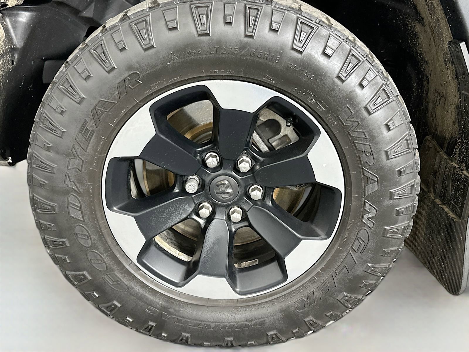 Used 2020 RAM 1500 Rebel image 34