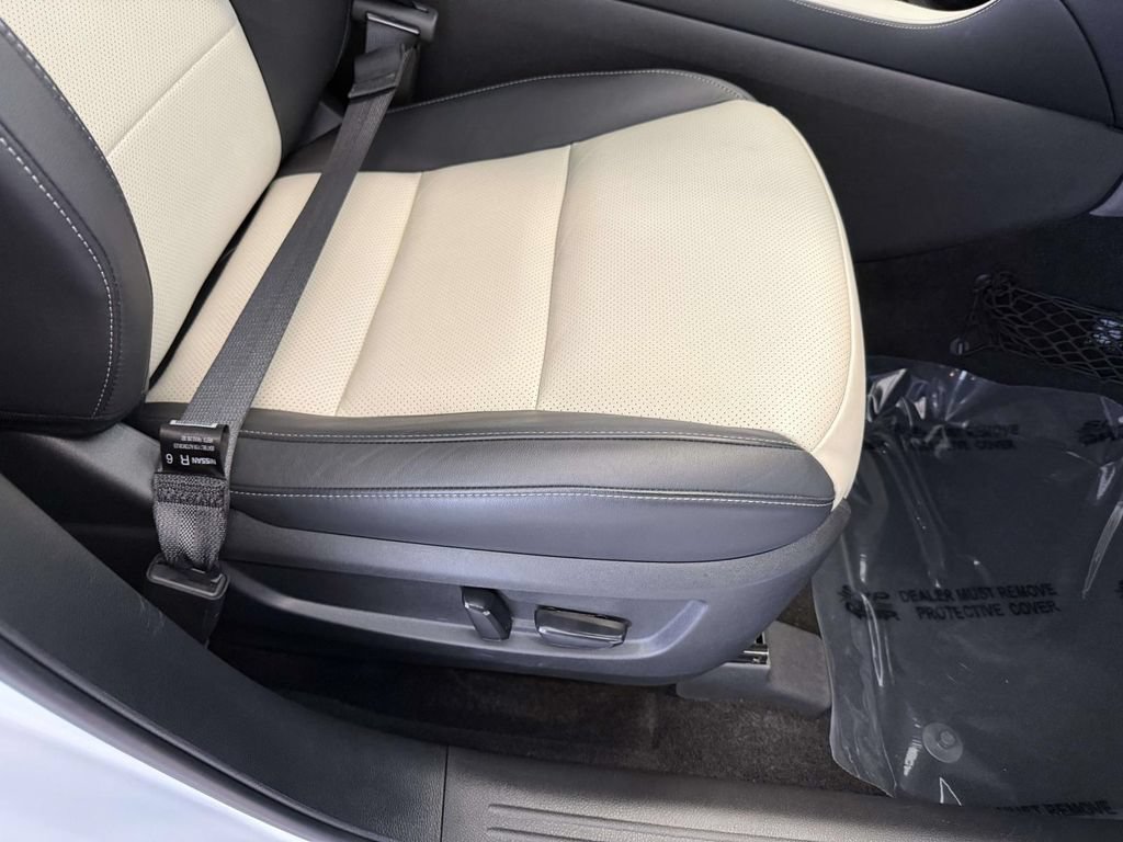 Used 2025 INFINITI QX55 Luxe w/ Cargo Package AWD/4WD image 15