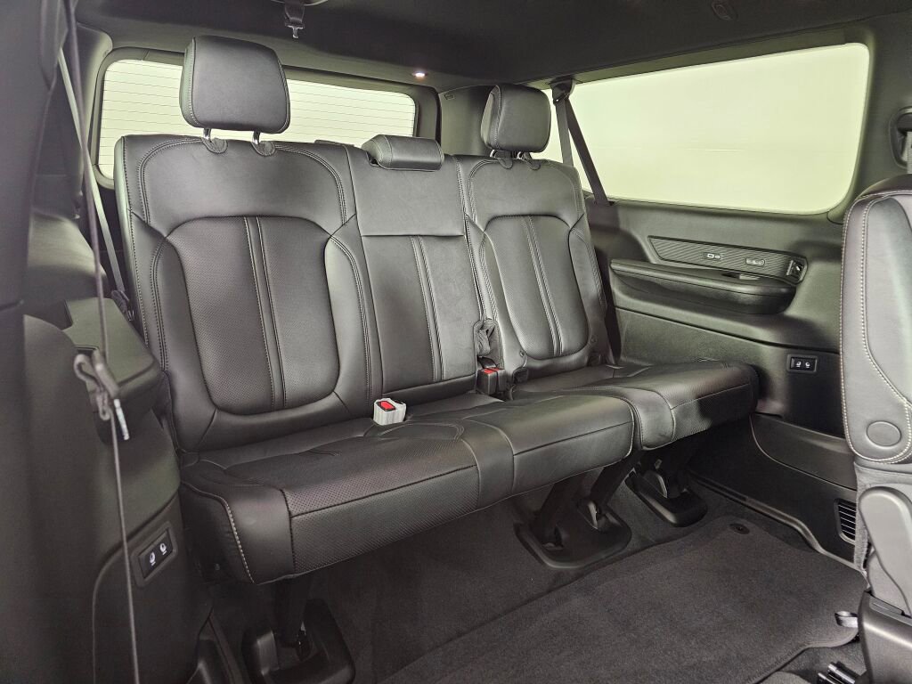 New 2026 Jeep Grand Wagoneer L Limited w/ Rear Seat Video Group I image 37
