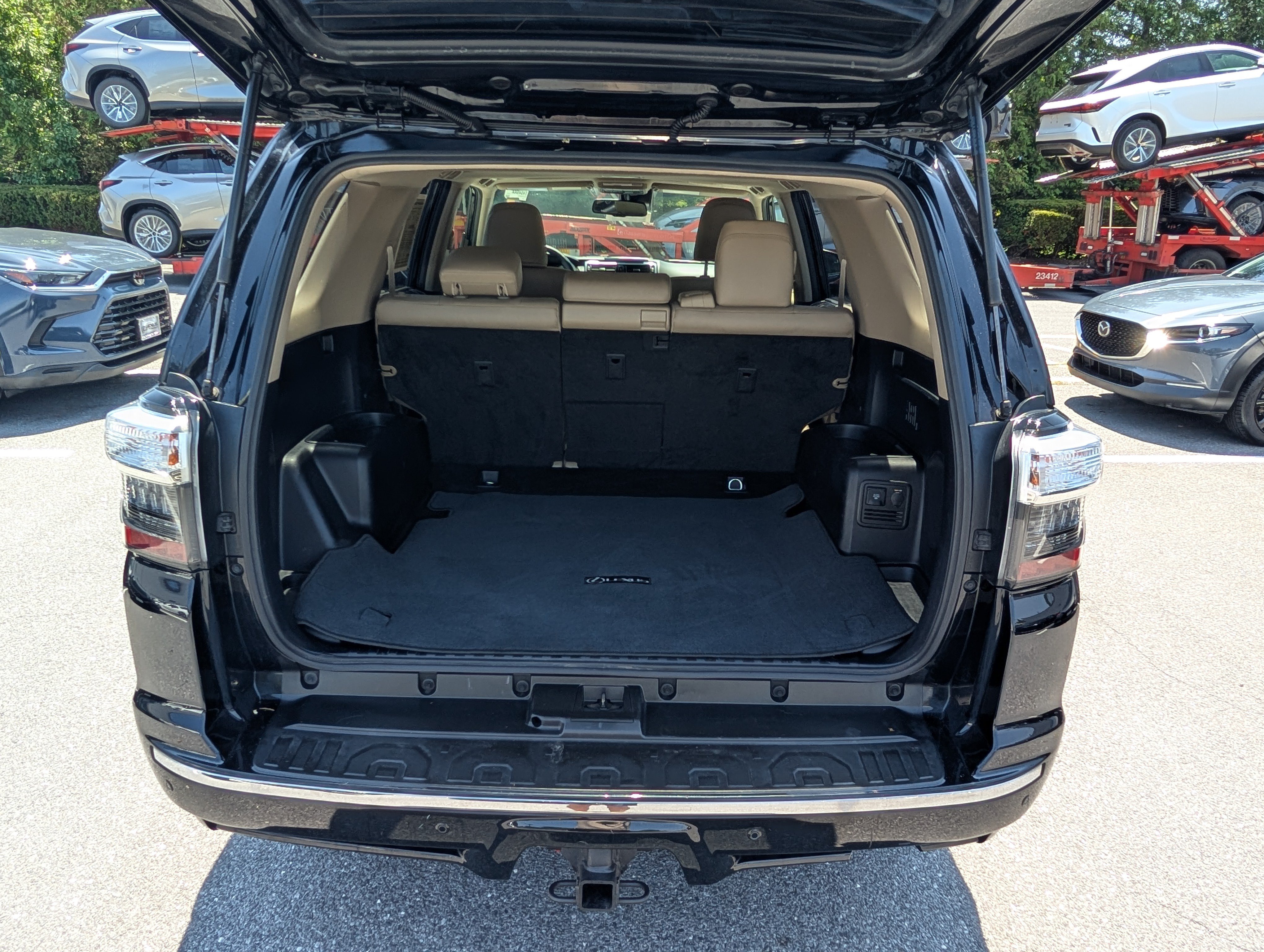 Used 2021 Toyota 4Runner Limited AWD/4WD image 13