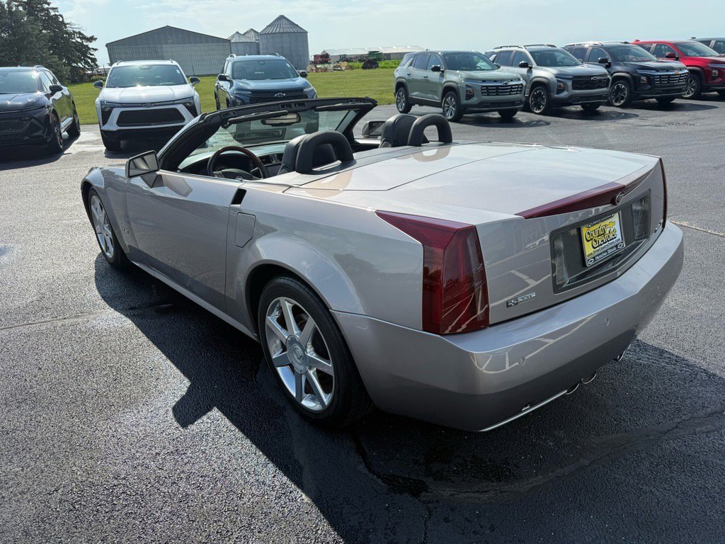 Used 2005 Cadillac XLR RWD video 3