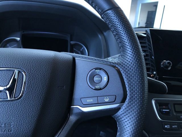 Used 2025 Honda Passport EX-L image 25