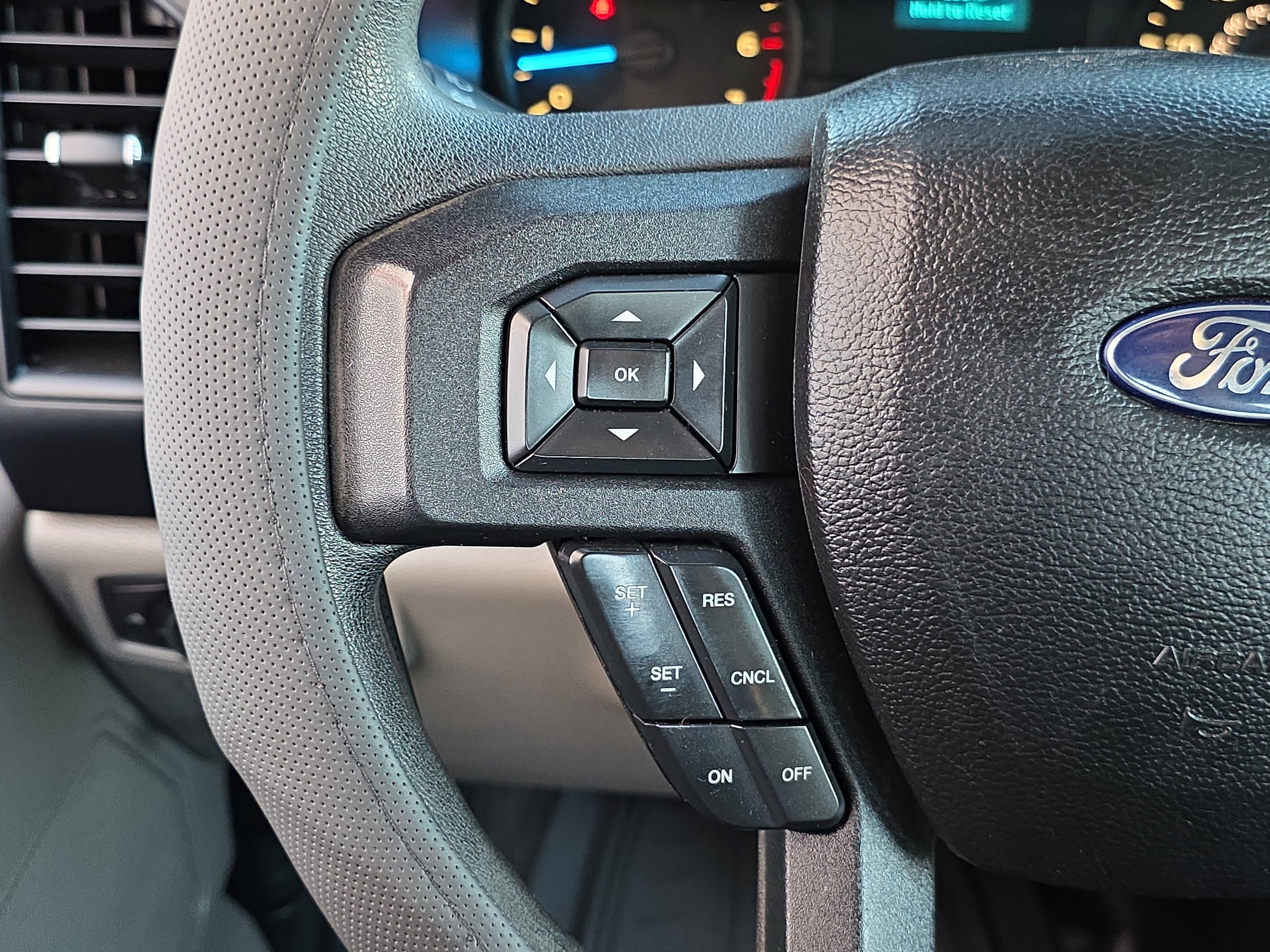 Used 2015 Ford F150 XL w/ Max Trailer Tow Package image 17