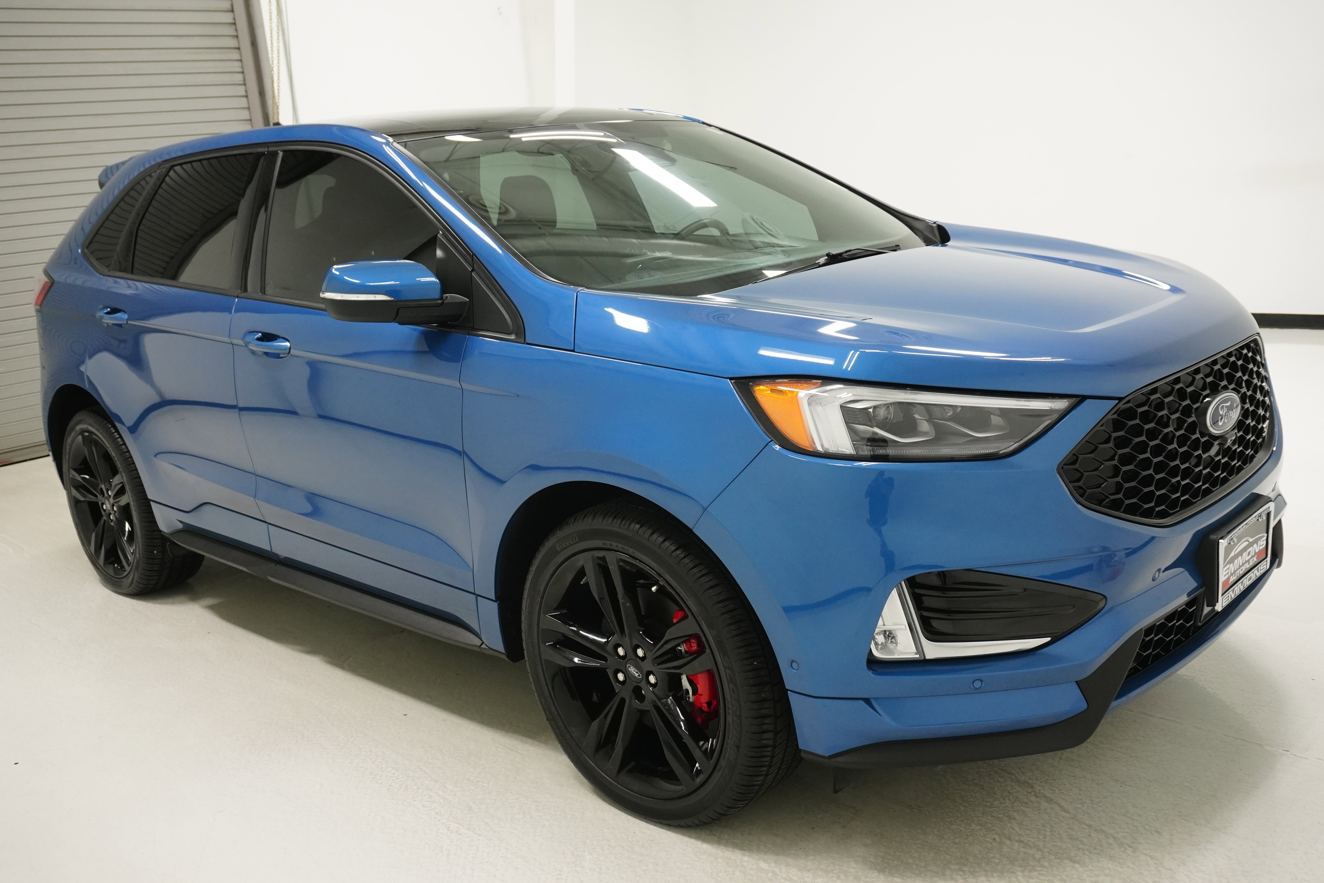Used 2021 Ford Edge ST w/ Equipment Group 401A image 3