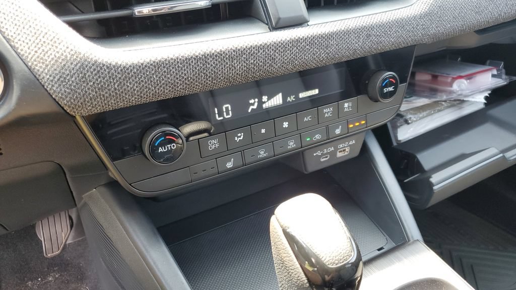 Certified 2026 Subaru Outback Premium AWD/4WD image 16